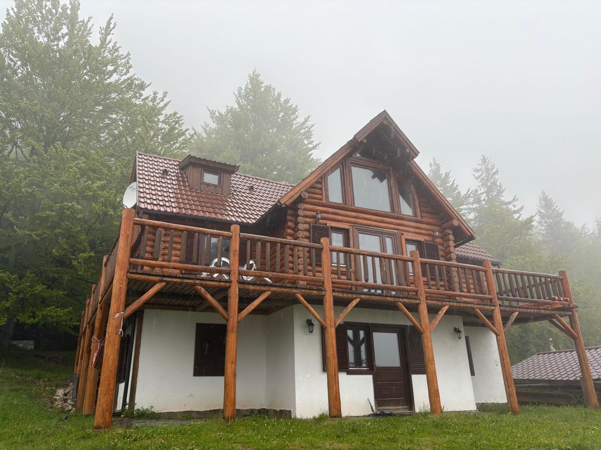 Veresko Villa Lacu Rosu Exterior photo